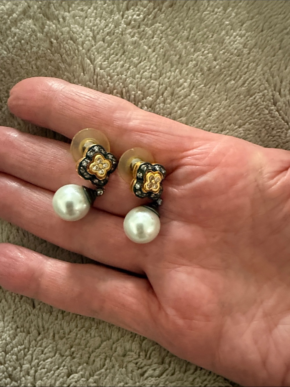Freida Rothman earrings
